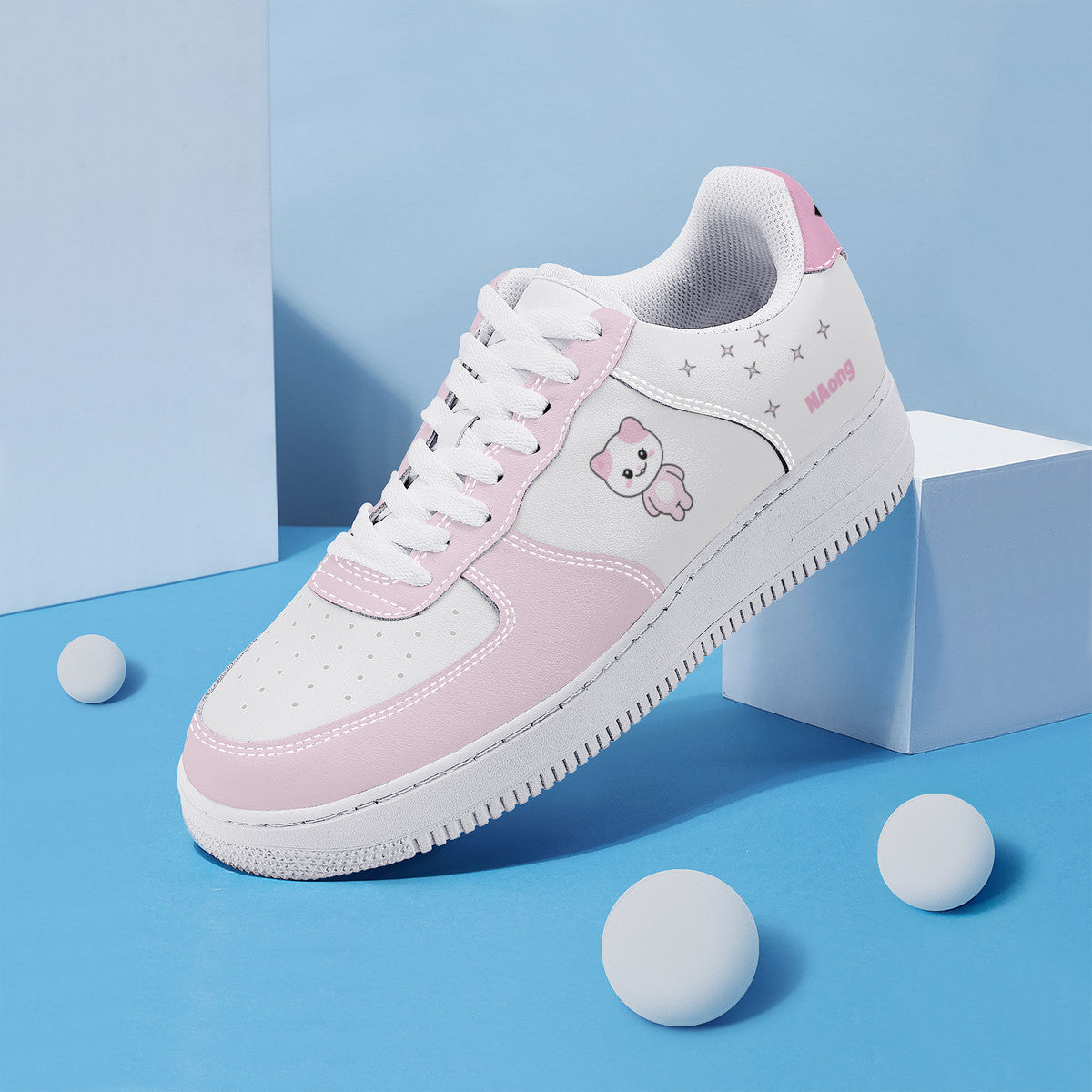 Itzy Yuna Sneakers - Twinzy NAong Low Top Unisex Sneaker