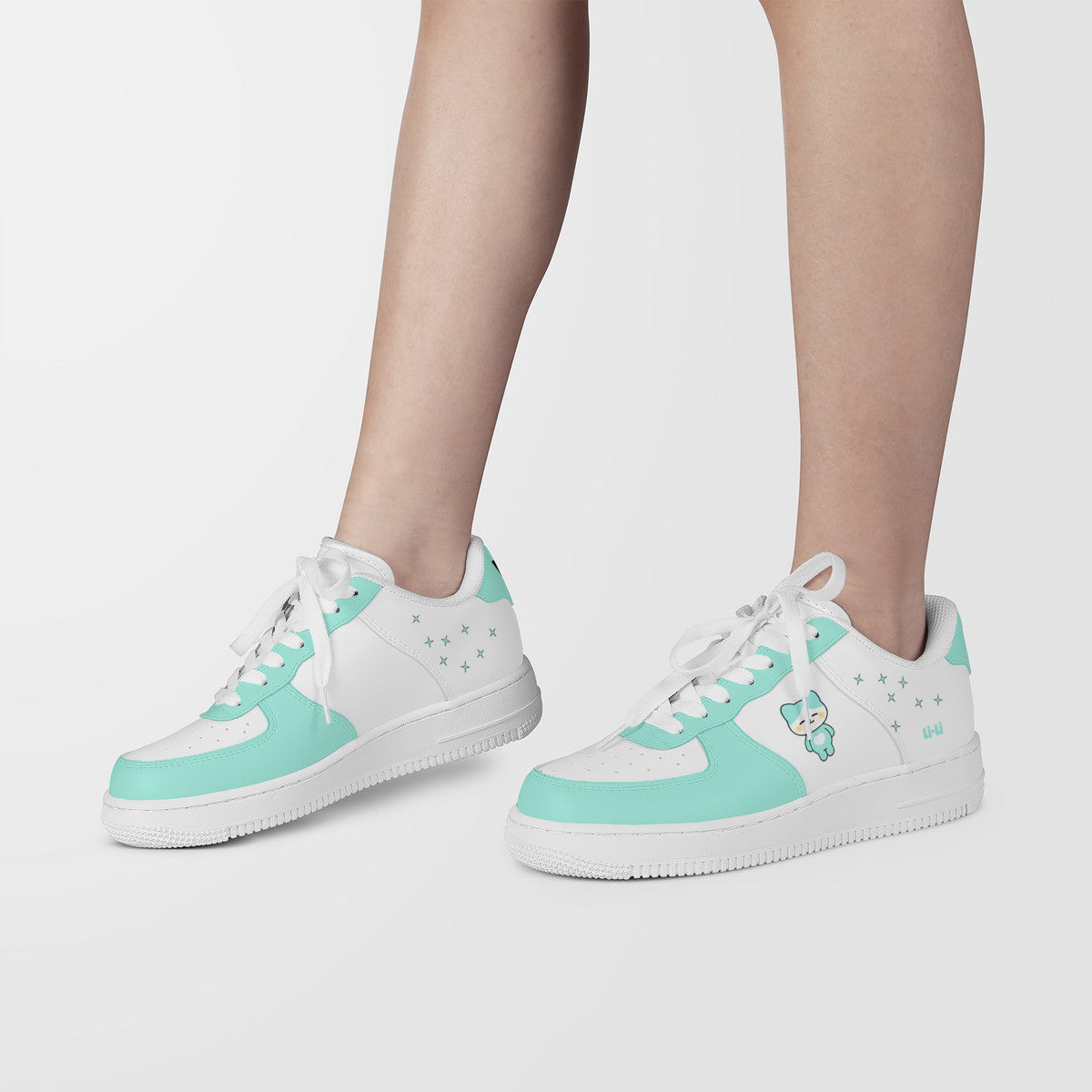 Itzy Lia Sneakers - Twinzy Li-Li Low Top Unisex Sneaker