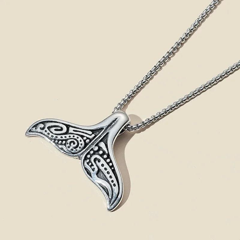 Stray Kids Han Wale necklace