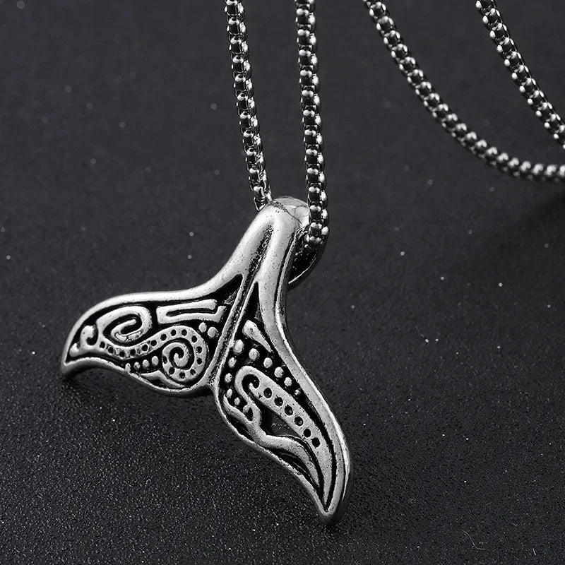 Stray Kids Han Wale necklace