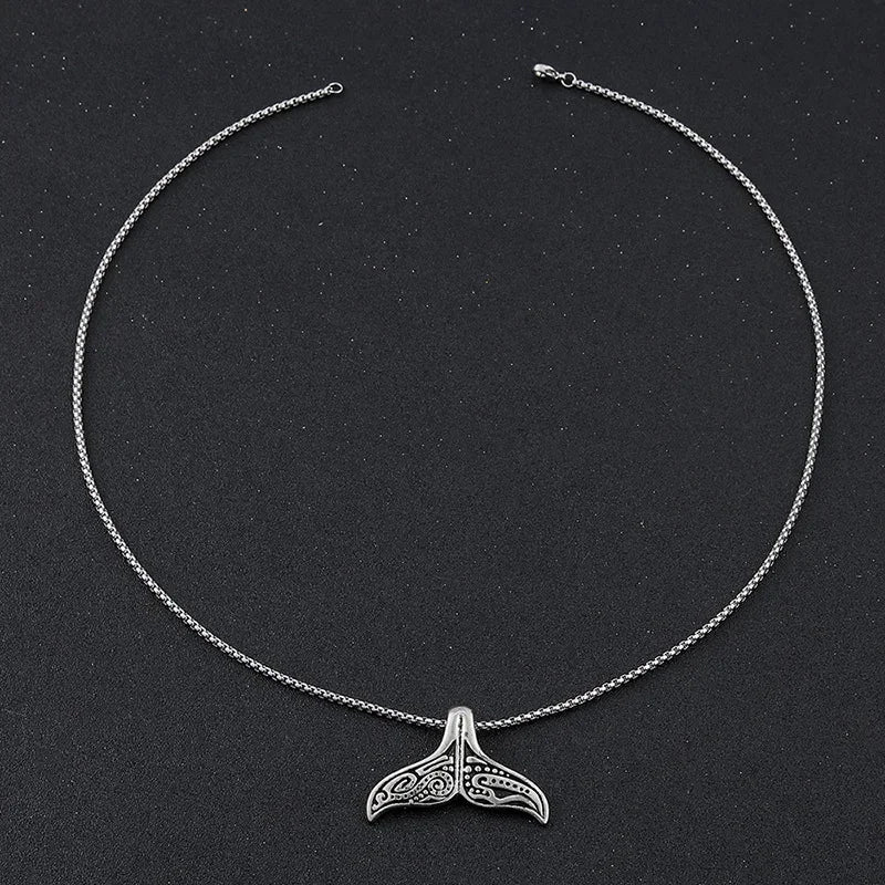 Stray Kids Han Wale necklace