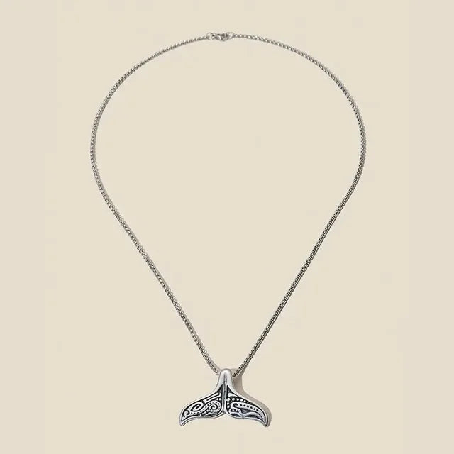 Stray Kids Han Wale necklace
