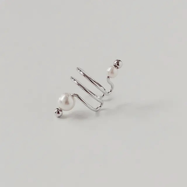 Stray Kids Felix Pearl ear clip