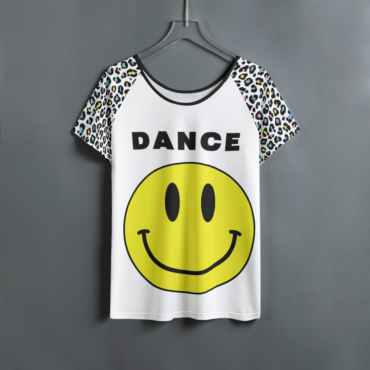 Smiley Dance T-shirt - SD-style-shop