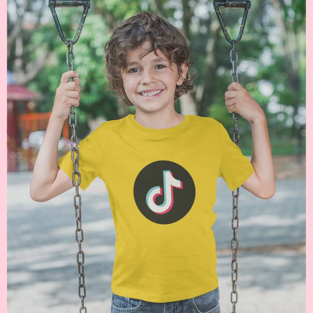 TikTok kids t-shirt with round TikTok logo - SD-style-shop