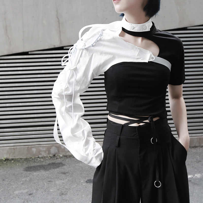 One sleeve jacket with buckle and ribbons - SD-style-shop